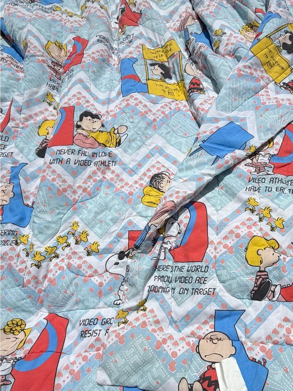 Vintage 1971 Peanuts Snoopy Charlie Brown & Gang Video Game Comforter